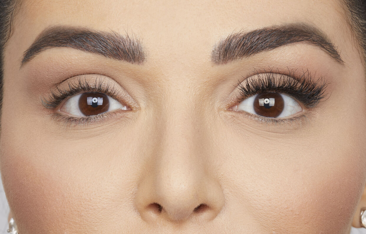 Huda Beauty Eyelashes in Giselle