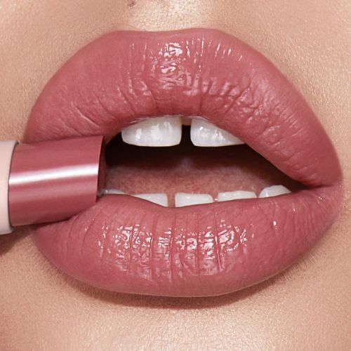 Charlotte Tilbury Hyaluronic Happikiss Lipstick Balm