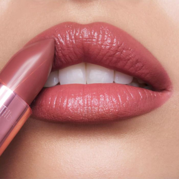 Charlotte Tilbury Kissing Lipstick