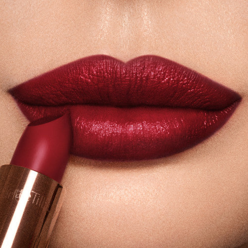 Charlotte Tilbury Kissing Lipstick